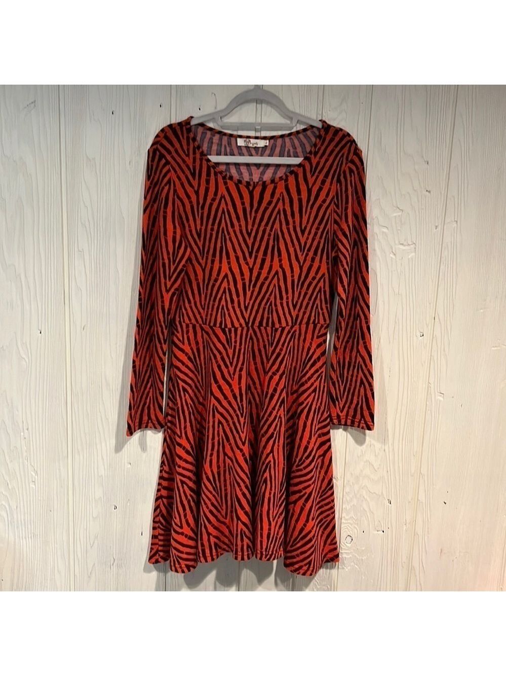 Aryeh Dress Knee Length Long Sleeve Large